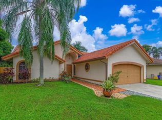 5370 Helene Cir, Boynton Beach, FL 33472