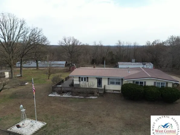 294 Rush Dr, Stover, MO 65078