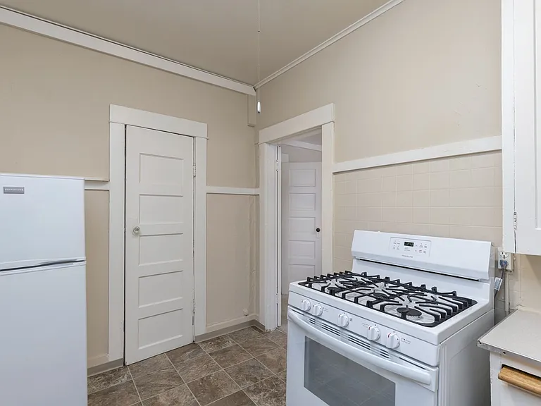 1022-1036 NE Hancock St — Photo 62