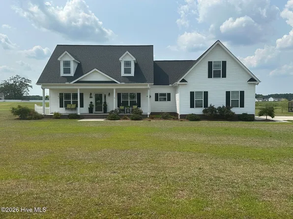 3920 Ayden Golf Club Road, Ayden, NC 28513