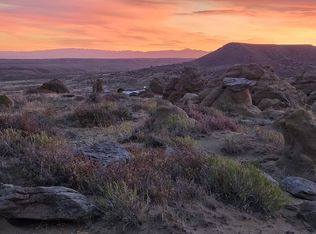 2 Castle Rdg, Riverton, WY 82501