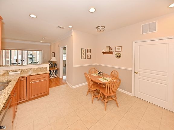5th image of 5206 Warrens Way BLDG 5 #5206