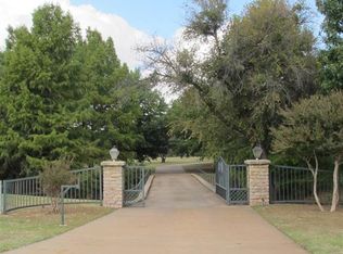 1020 W California St, Seymour, TX 76380