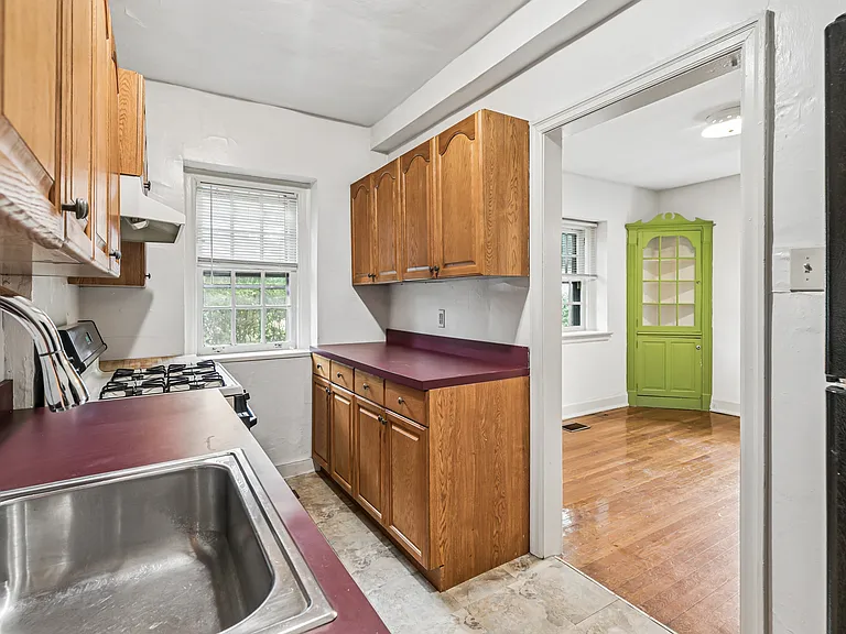 124 Argyle Rd #C6 — Photo 53