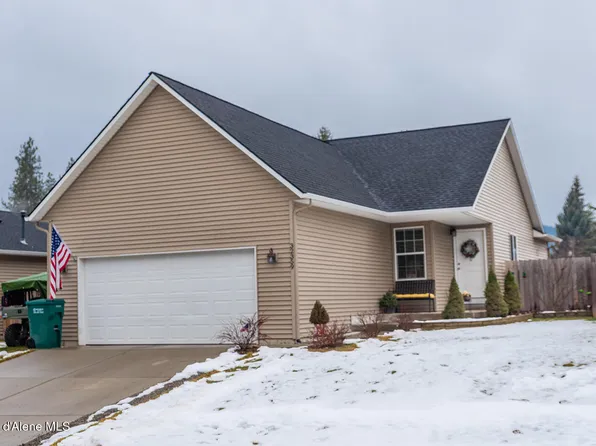 32359 N 10th Ave, Spirit Lake, ID 83869