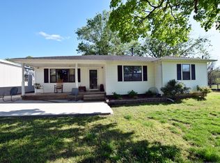 16313 W Clyde Maher Rd, Tahlequah, OK 74464