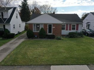 16004 Mendota Ave, Maple Heights, OH 44137