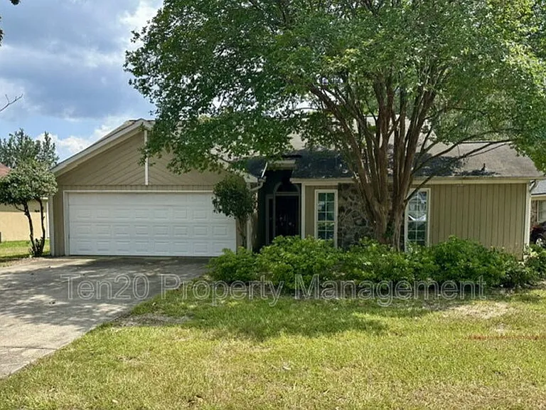 7185 Midland Chase Loop — Photo 1