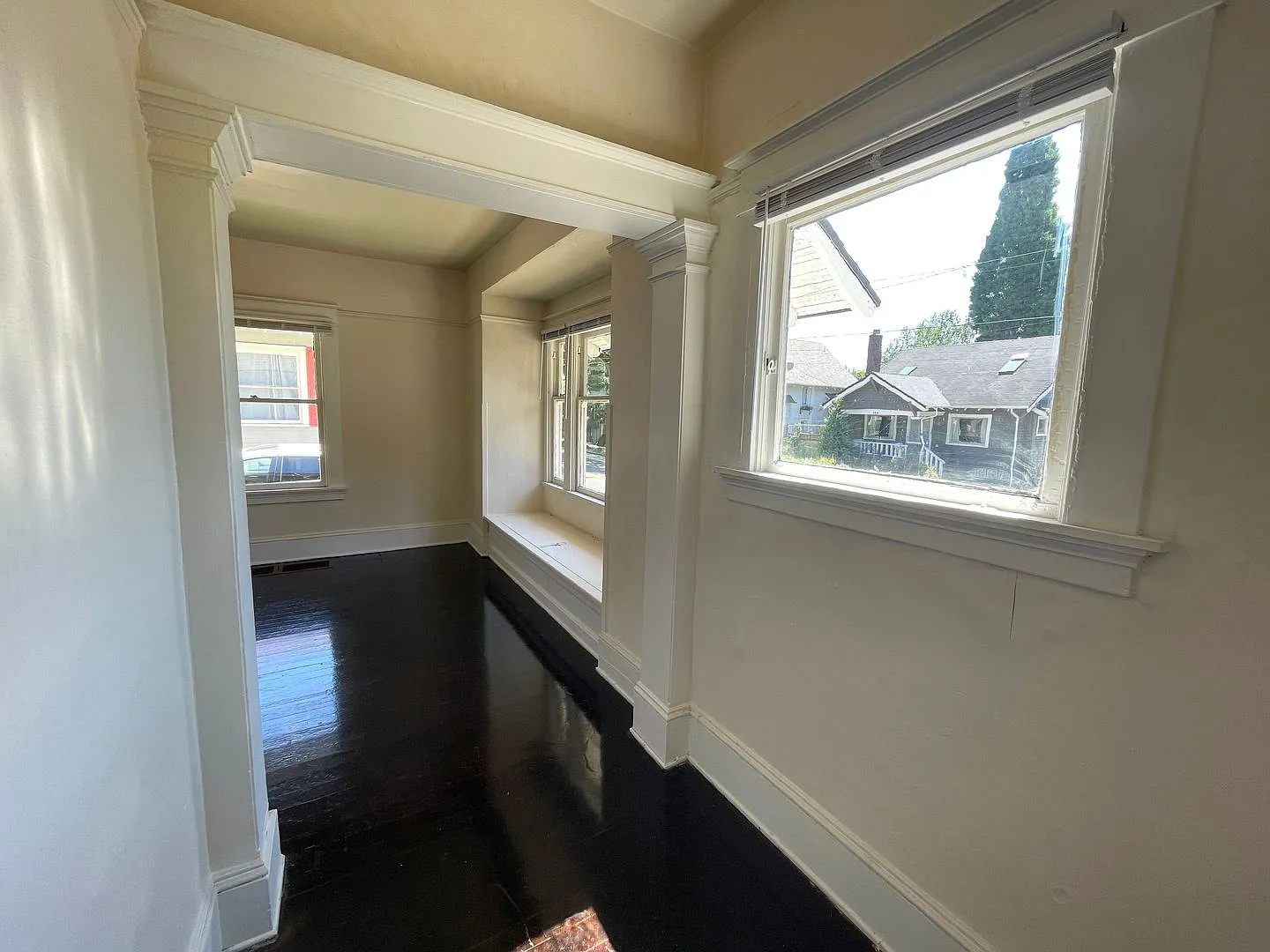 Central NE House with Basement, Hardwood Floors — Photo 3