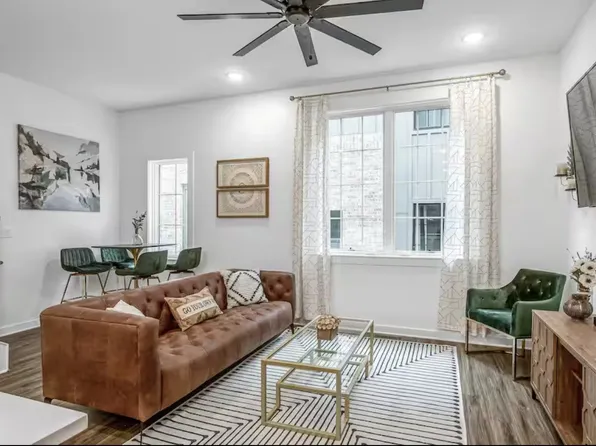 738 Douglas Ave Unit 8, Nashville, TN 37207