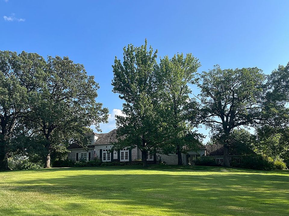 Front view from Sunset Dr