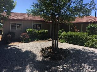 463 Rosewood Dr, Redding, CA 96003