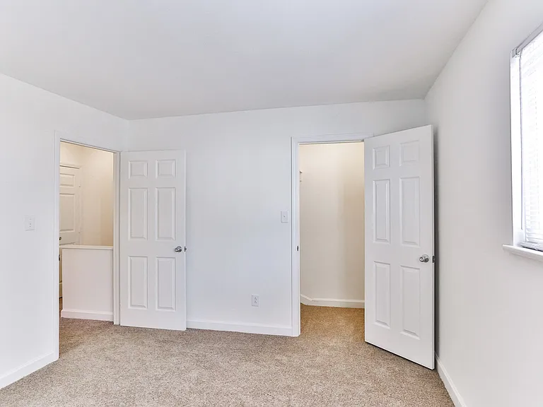 Highland Commons — Photo 14