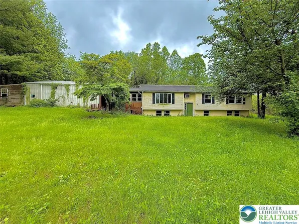 255 Berger Rd, Easton, PA 18042