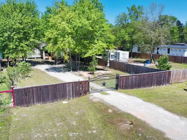 1226 County Road 5007, Cleveland, TX 77327