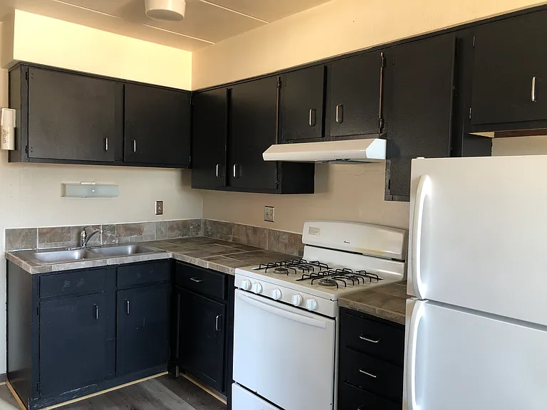 14031 S Kilpatrick Ave #2S — Photo 2