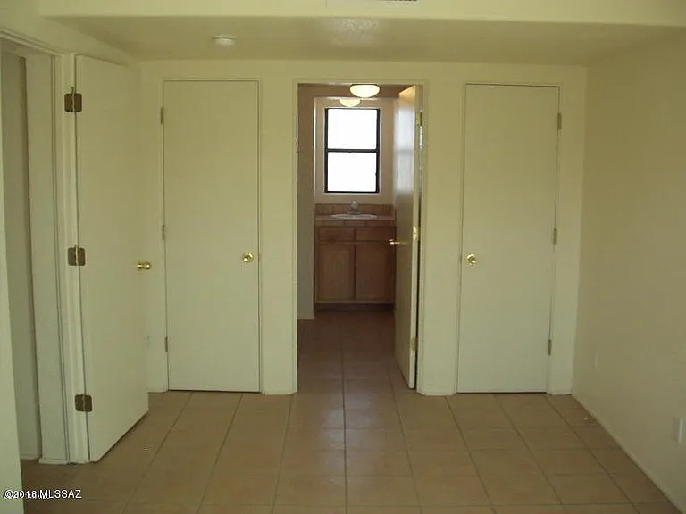 5547 E 29th St #1 — Photo 3