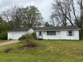 N8620 Cliff View Dr, Ripon, WI 54971