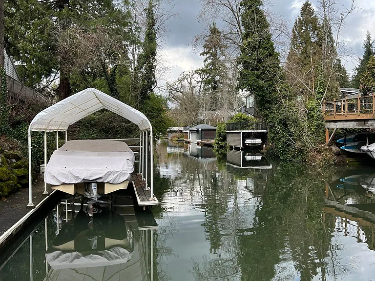 Keep your boat in the backyard on the hydraulic lift.