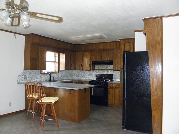 5th image of 1601 S Hillside Ct