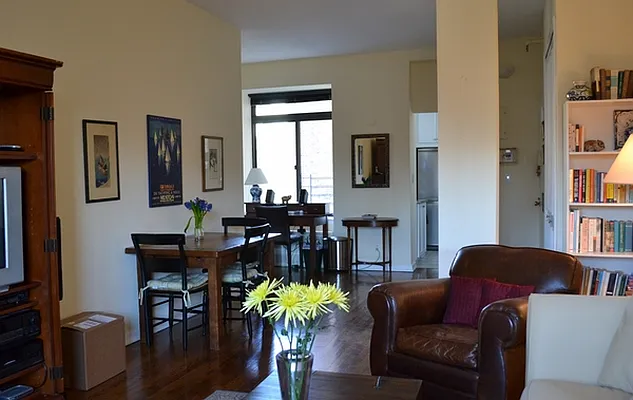 Sold by Level Group | media 12