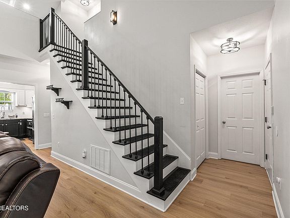 3rd image of 2237 Lucado Way