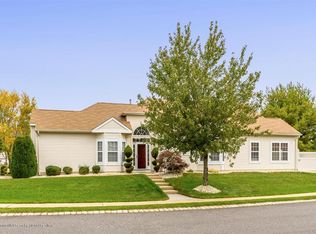 33 Ravenna Rd, Manchester, NJ 08759