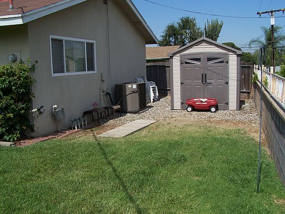 3rd image of 22570 Eton Dr
