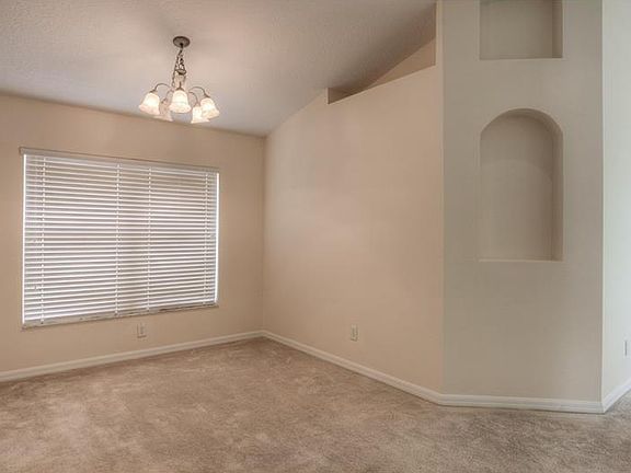 4th image of 3046 Clover Blossom Cir