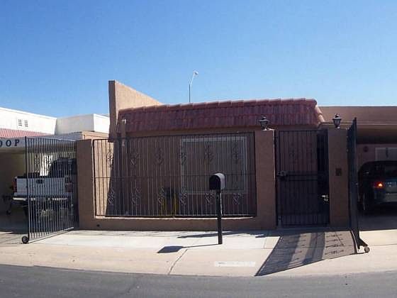 1st image of 1756 N Terrace Cir