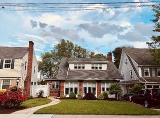 52 Overlook Ter, Nutley, NJ 07110