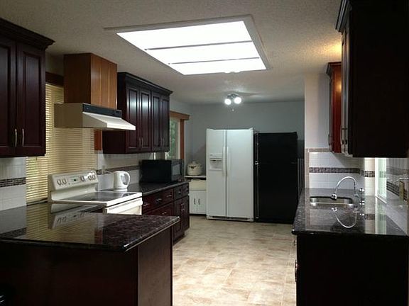 5th image of 6834 41st Ave SE