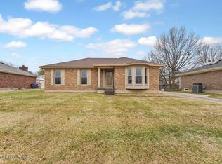 7005 Field View Ct, Louisville, KY 40291