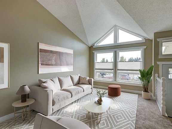 2nd image of 31 Deer Pl SE