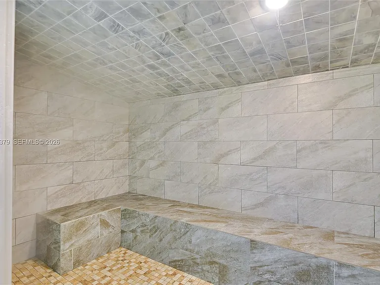 231 Riverside Dr #510 — Photo 40