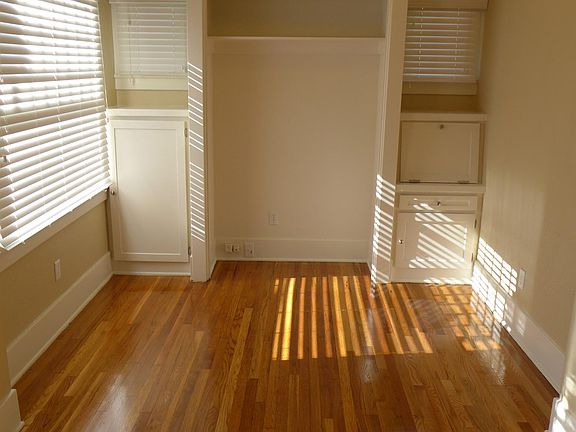 3rd image of 3730 Park Blvd #1/2