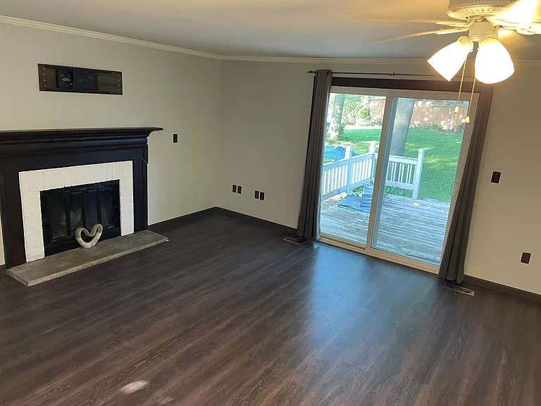 170 Softwind Cir — Photo 3