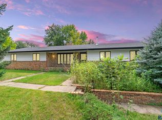 609 W 1st St, Worthing, SD 57077