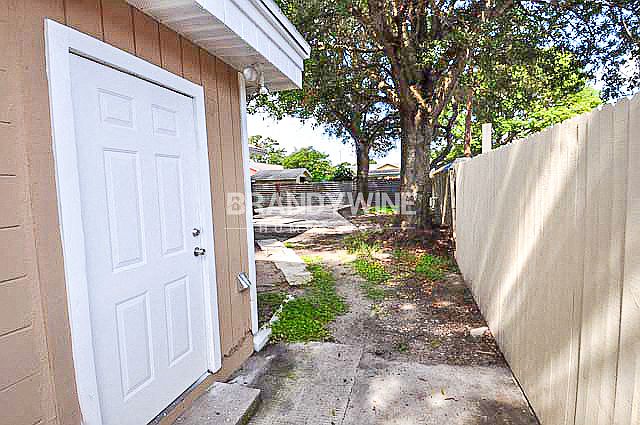 2nd image of 6606 N Cameron Ave