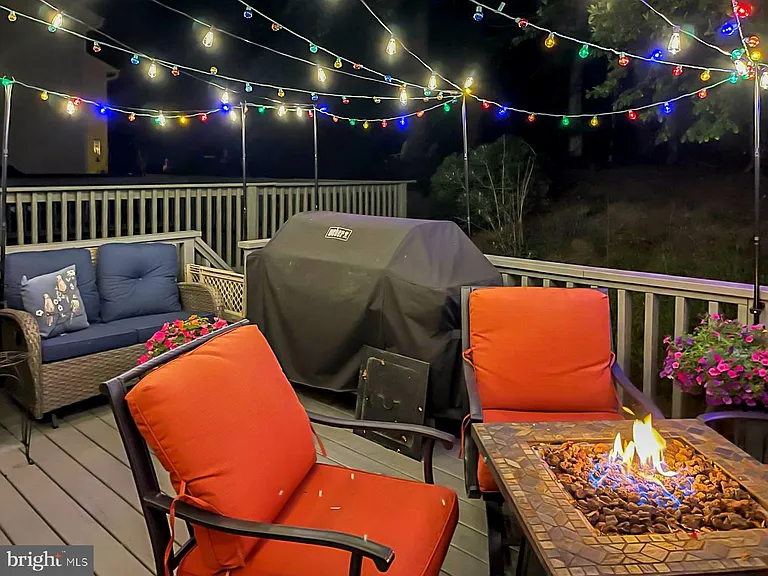 103 Quiet Waters Pl — Photo 36