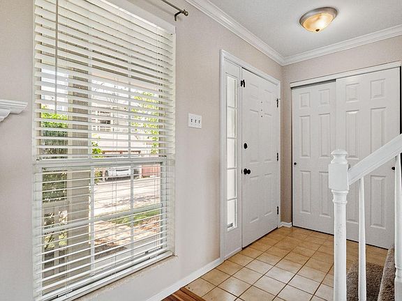 2nd image of 1490 Whispering Creek Dr
