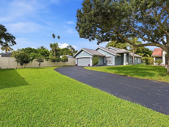 5th image of 12445 SW 7th Place