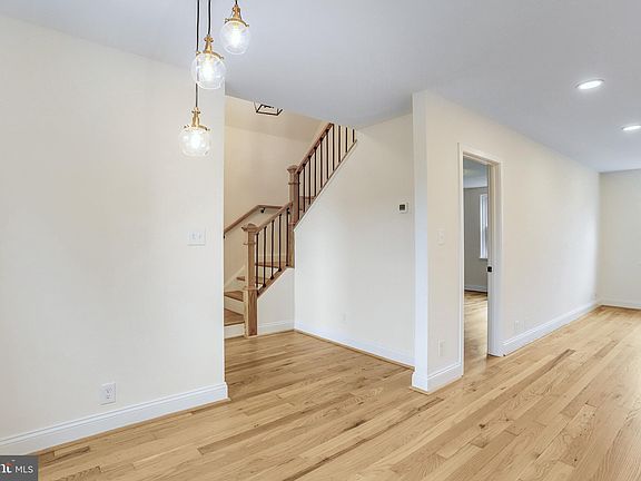 5th image of 3537 S Stafford St APT B2