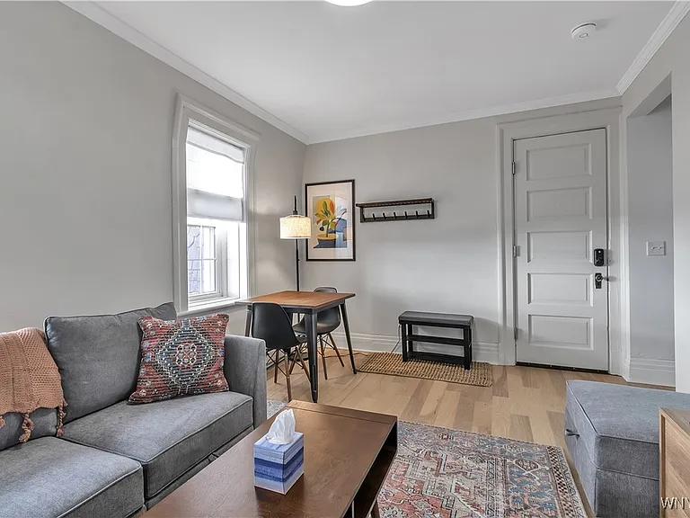 617 Niagara St #5 — Photo 7