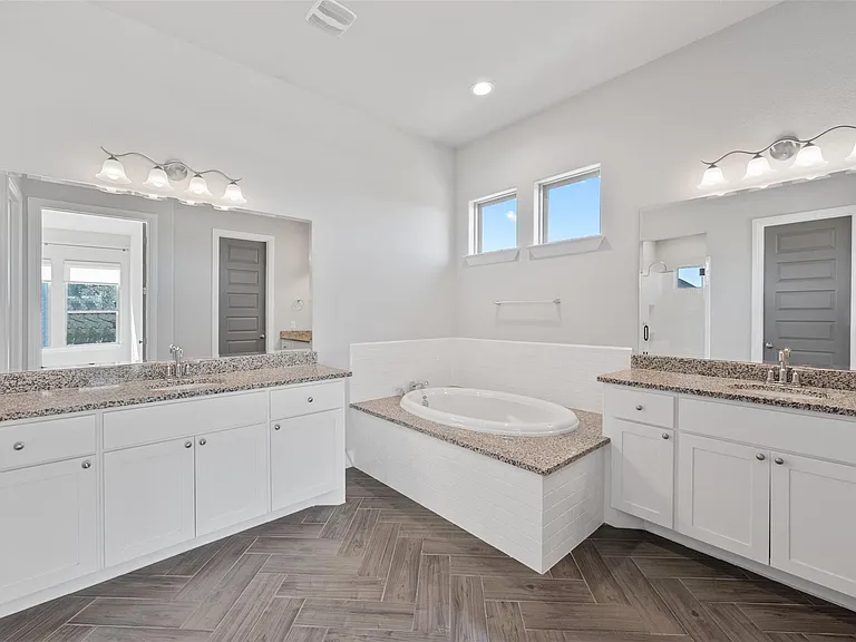 341 Bitterroot Ln — Photo 21