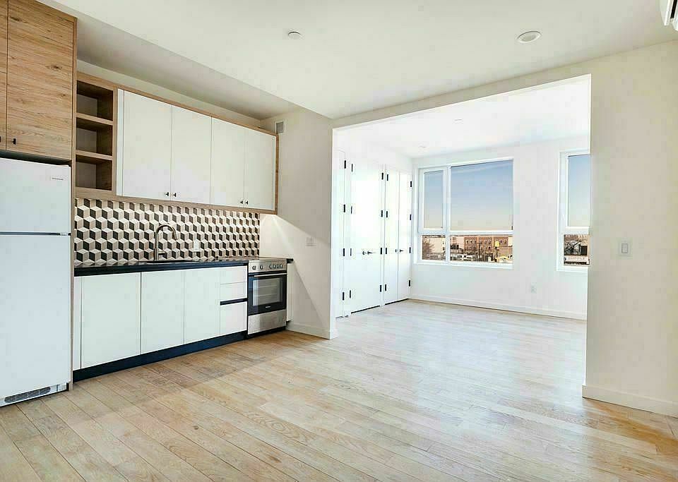 1st image of 1875 Atlantic Ave #5GG
