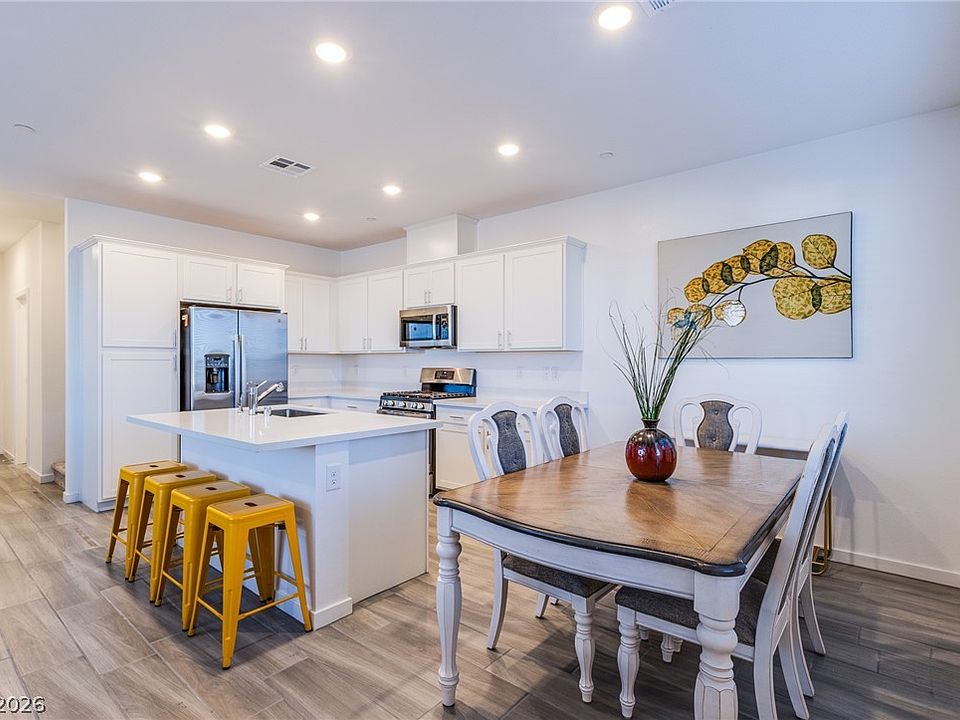 1st image of 145 Aqua Commons Ln