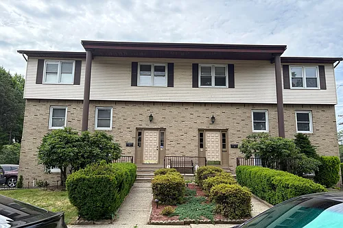 6 Daniel Ct #A Photo 1