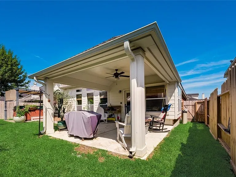 7018 Paradise Park Bnd — Photo 18