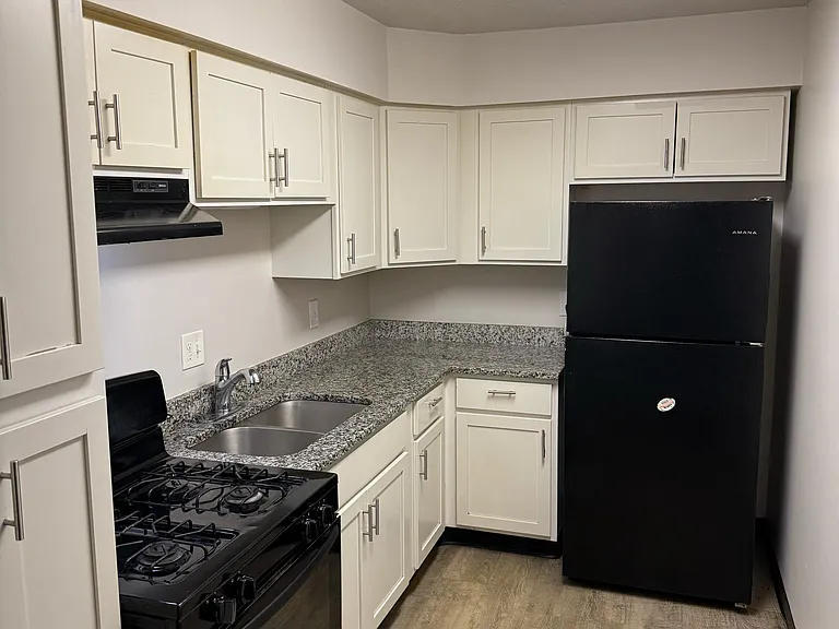 Bexley Apaartments — Photo 8